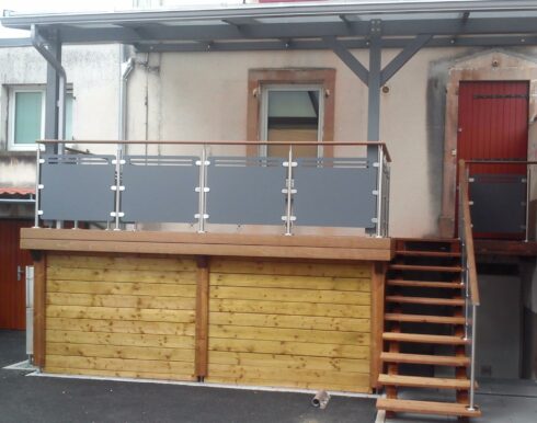 Bardage occultant pour structure poteaux poutre 25