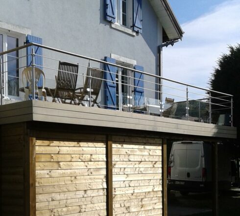 Bardage occultant pour structure poteaux poutre Dasle