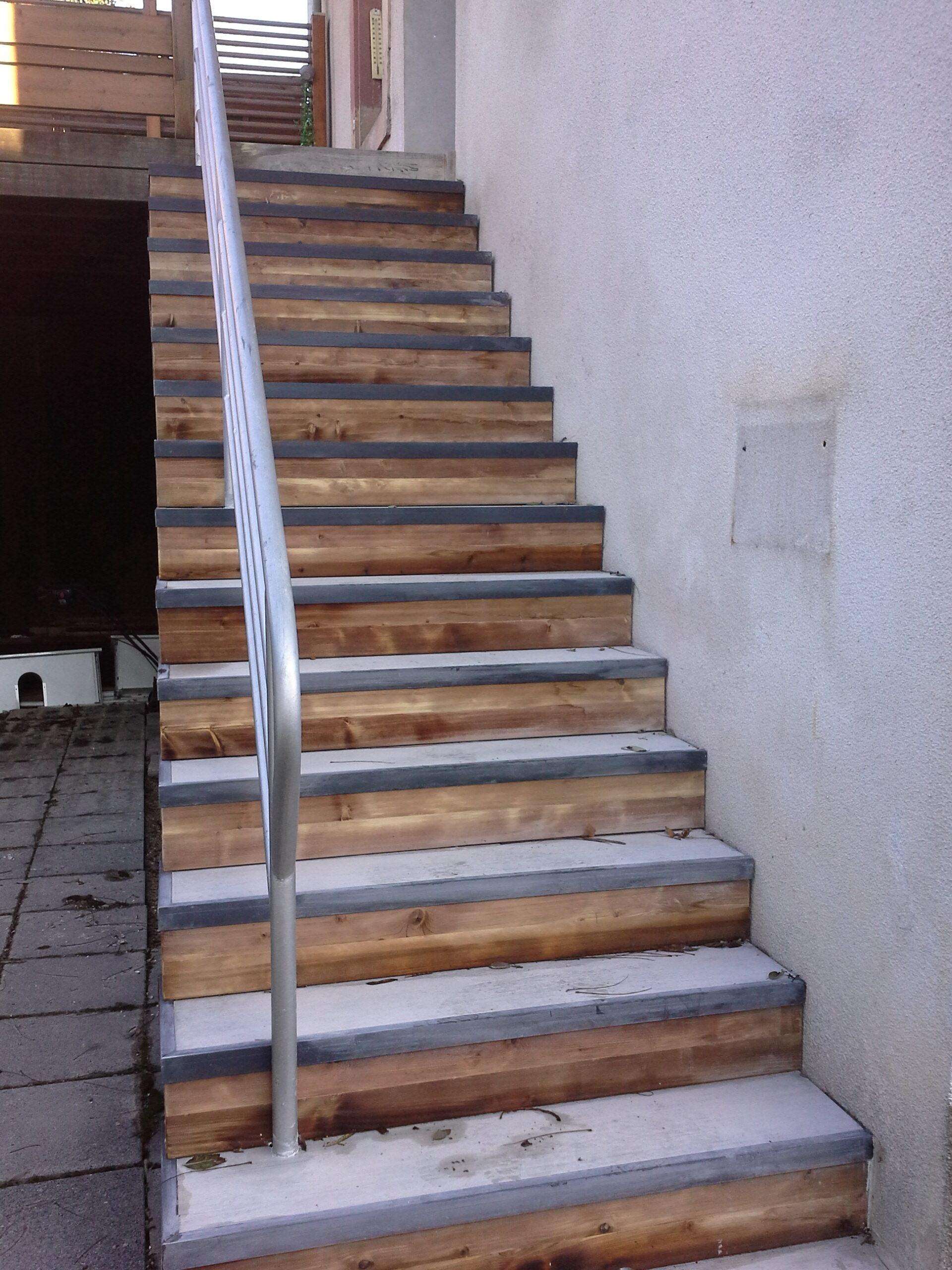 Habillage marche escalier limon beton - Après