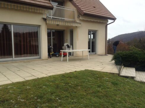 création terrasse sortie de jardin Dung 25 installation