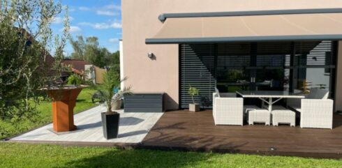 création terrasse sortie de jardin Froide Fontaine