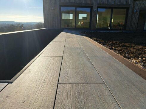 création terrasse sortie de jardin Trévenans 90 installation