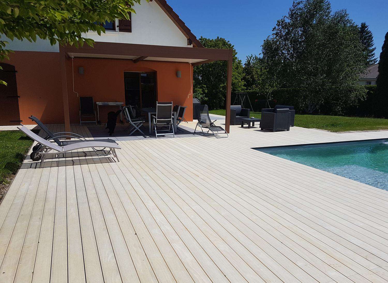 Terrasse en sortie de jardin - Après